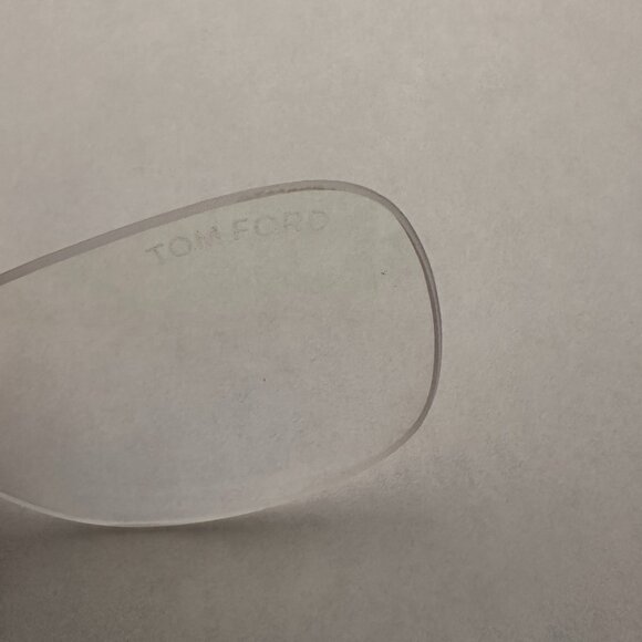 TOM FORD TF5662-B 56 eye Blue-blocking Lenses - Picture 2 of 2